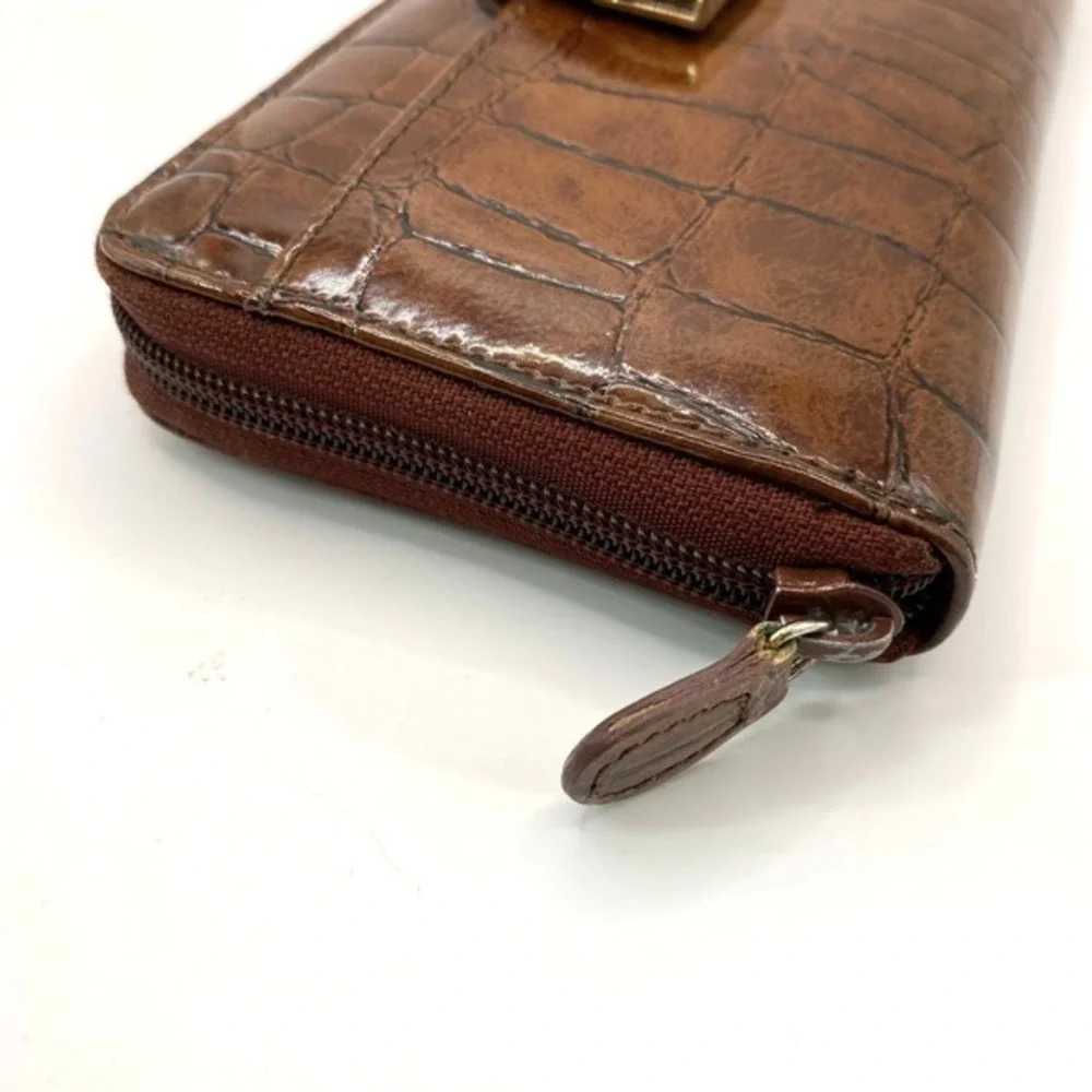 Vintage Liz Claiborne Embossed Faux Croc Leather Zip Around Wallet‎ Women Brown